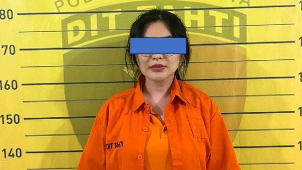 tersangka wanita